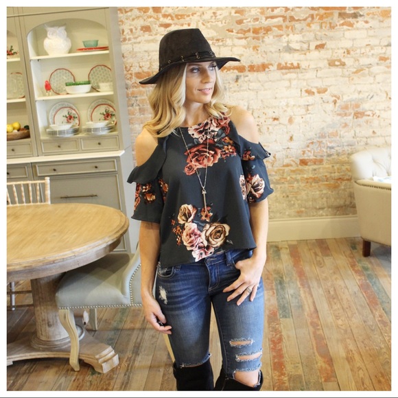 ✨LAST✨Dark teal Floral cold shoulder ruffle top - Picture 5 of 7